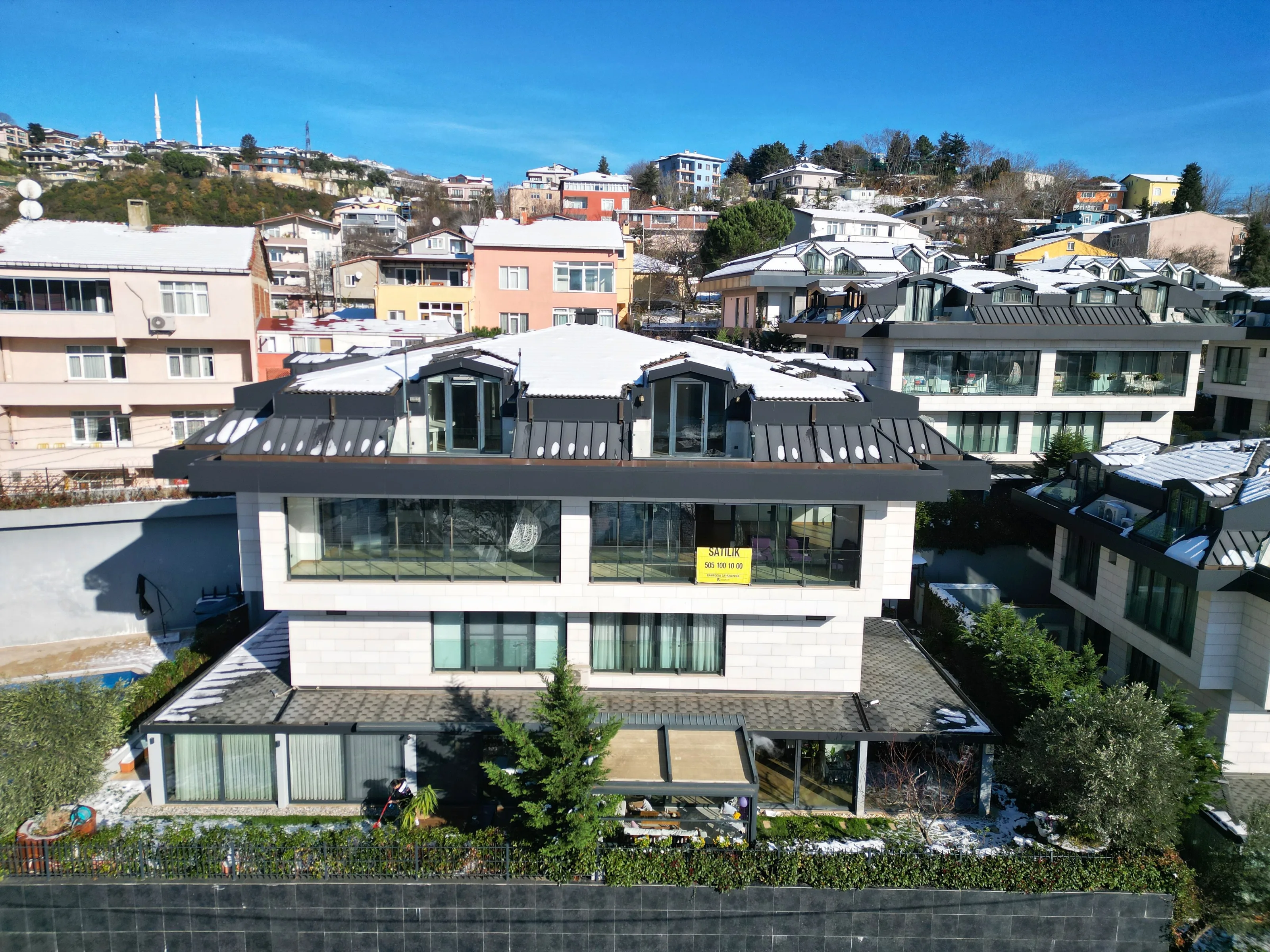 Olive Sarıyer Evlerinde Vadi Manzaralı Dubleks 4+1 Dairemiz