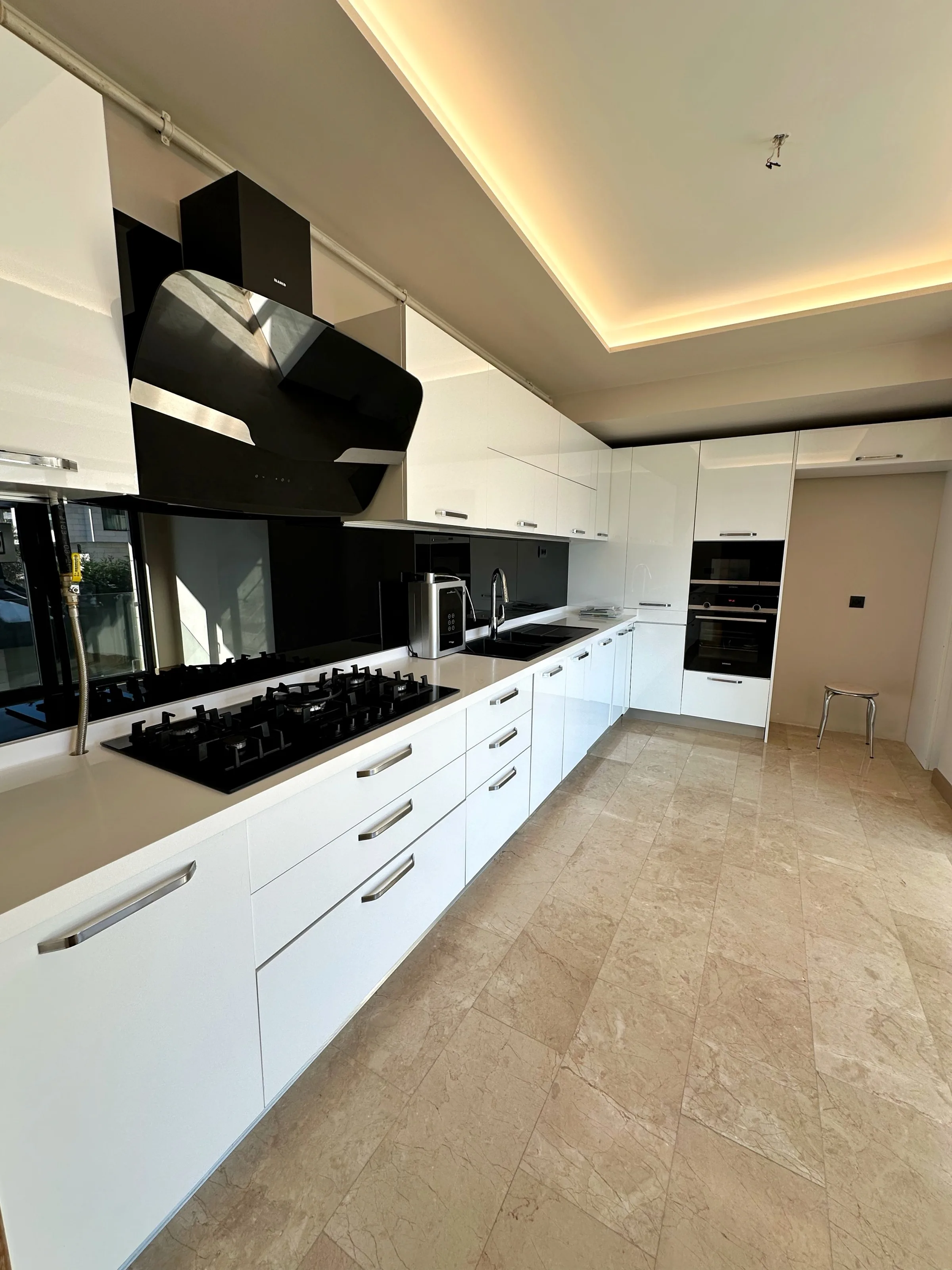 Olive Sarıyer Evlerinde Vadi Manzaralı Dubleks 4+1 Dairemiz