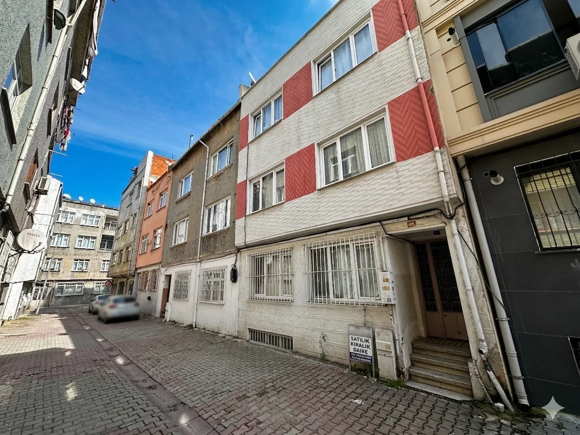 FOA'dan Bayrampaşa Vatan Mahallesi'nde Satılık Komple Bina