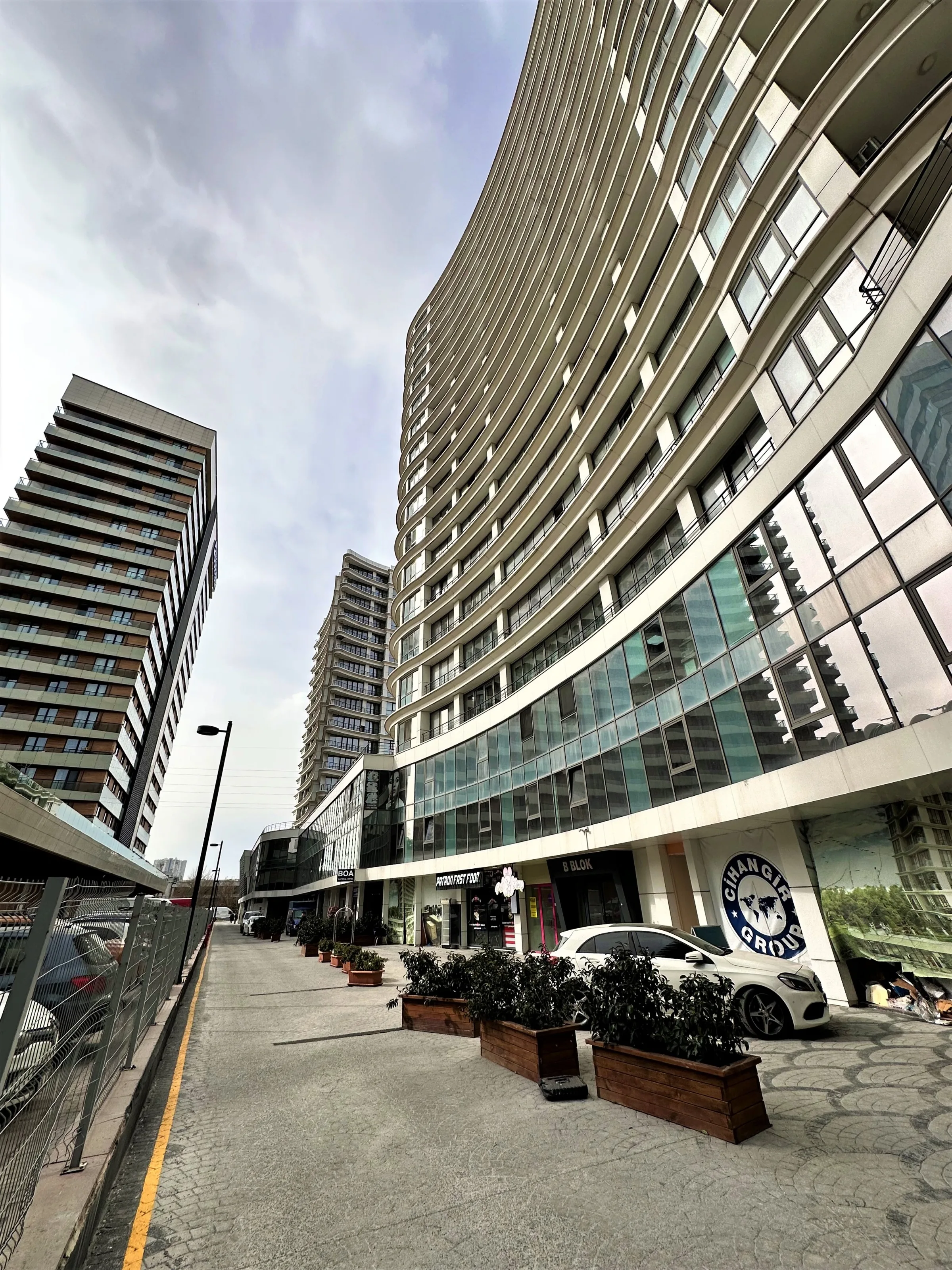 FOA'dan Güneşli Perola Residence 80 m² 1+0 Home Ofis Satılık