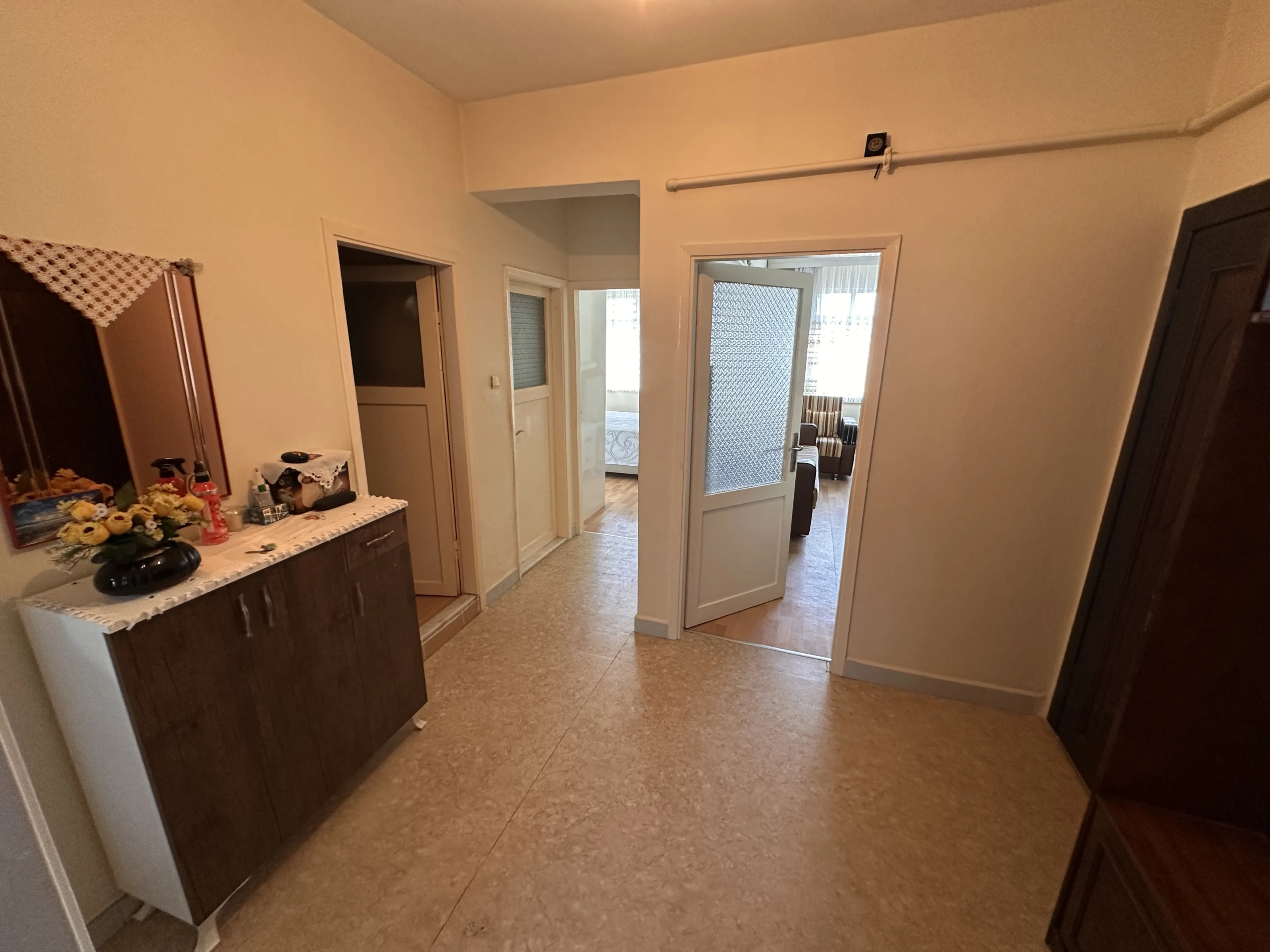 FOA'dan Hürriyet Mh. Cadde Üzeri 2+1 95 m² Satılık Fırsat Daire.