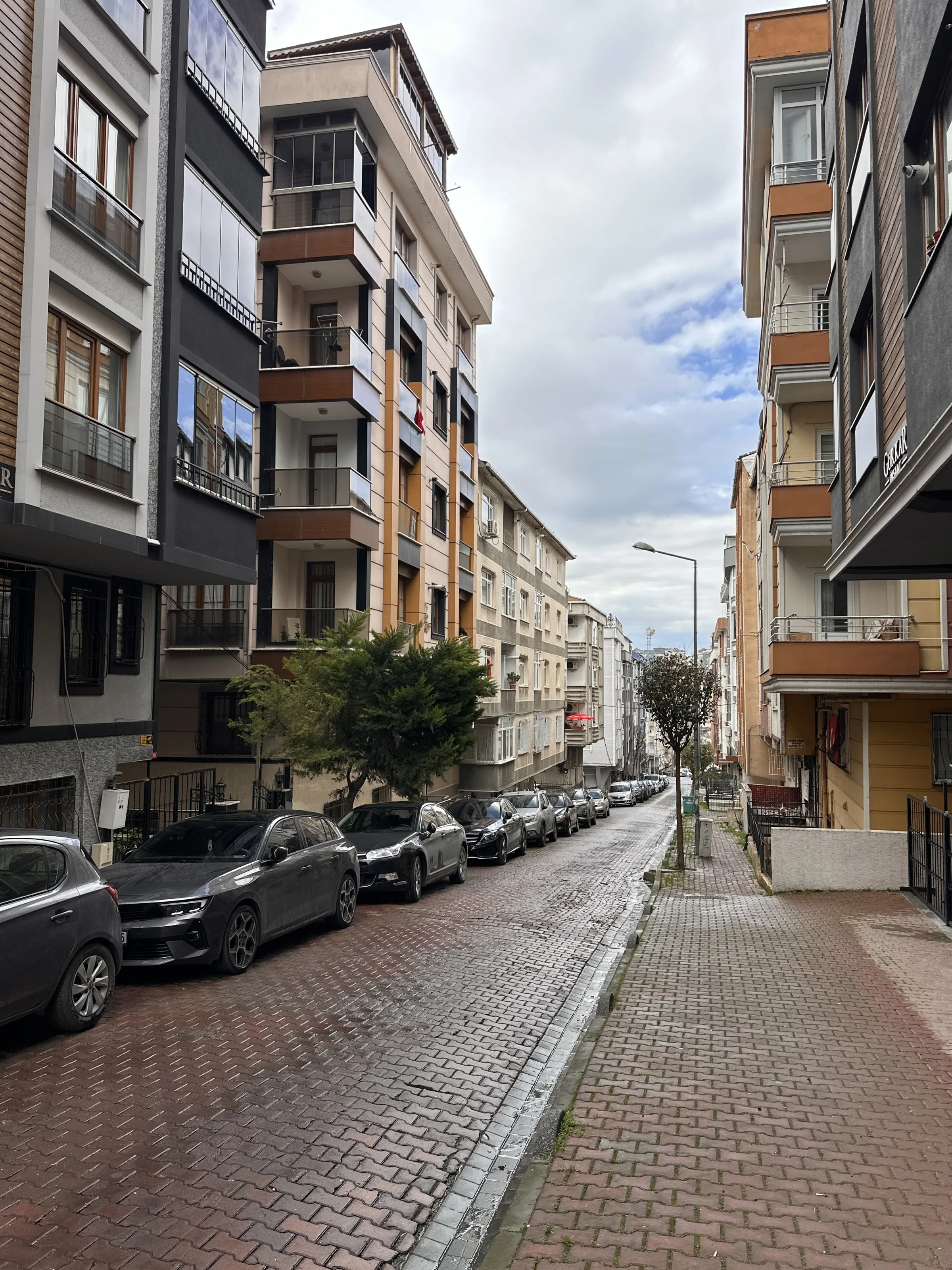 FOA'dan Bahçelievler Siyavuşpaşa, Yeni Bina 2+1, Fırsat Satılık