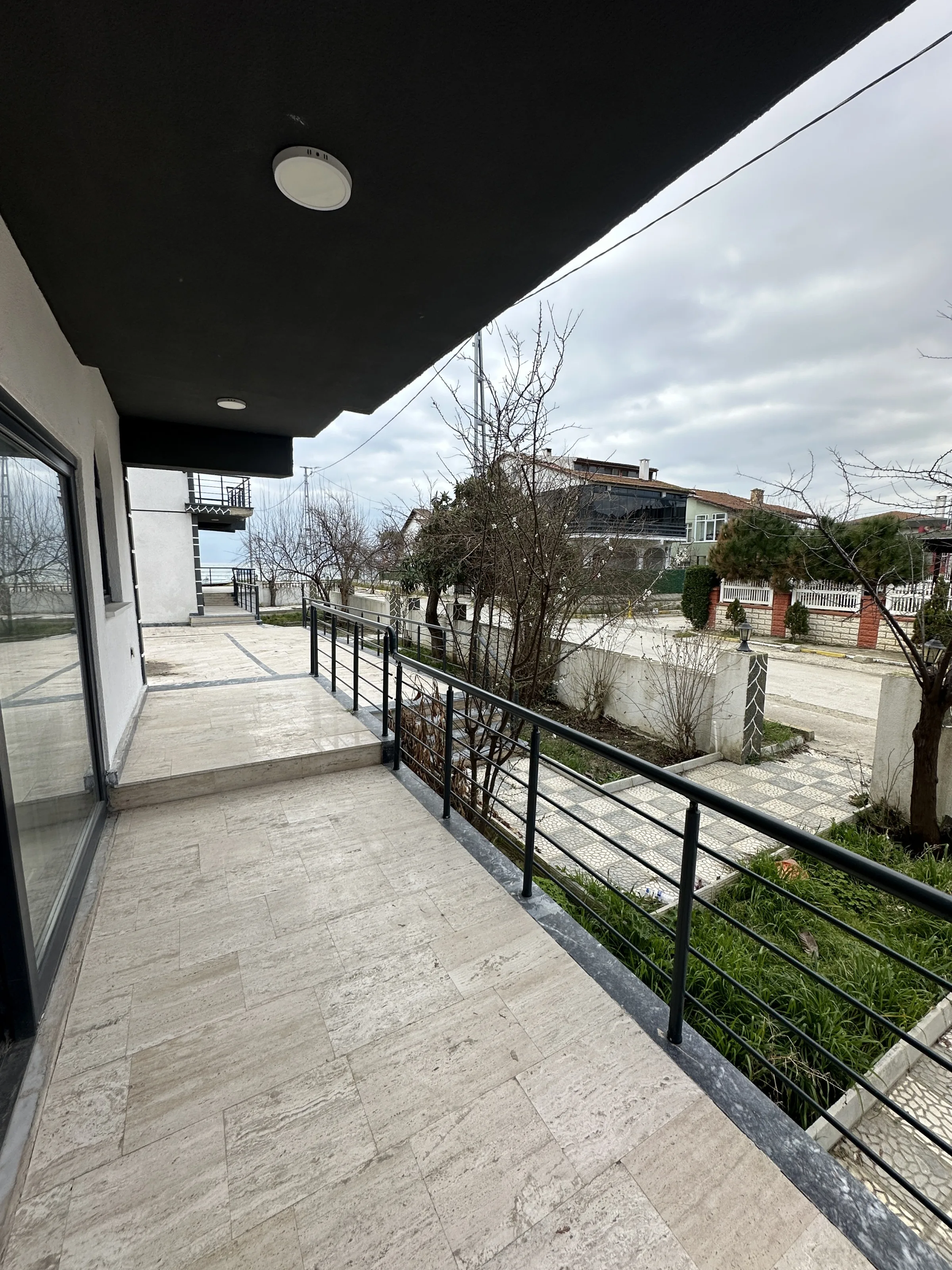 FOA'dan Silivride 4+1 Denize Sıfır Villa