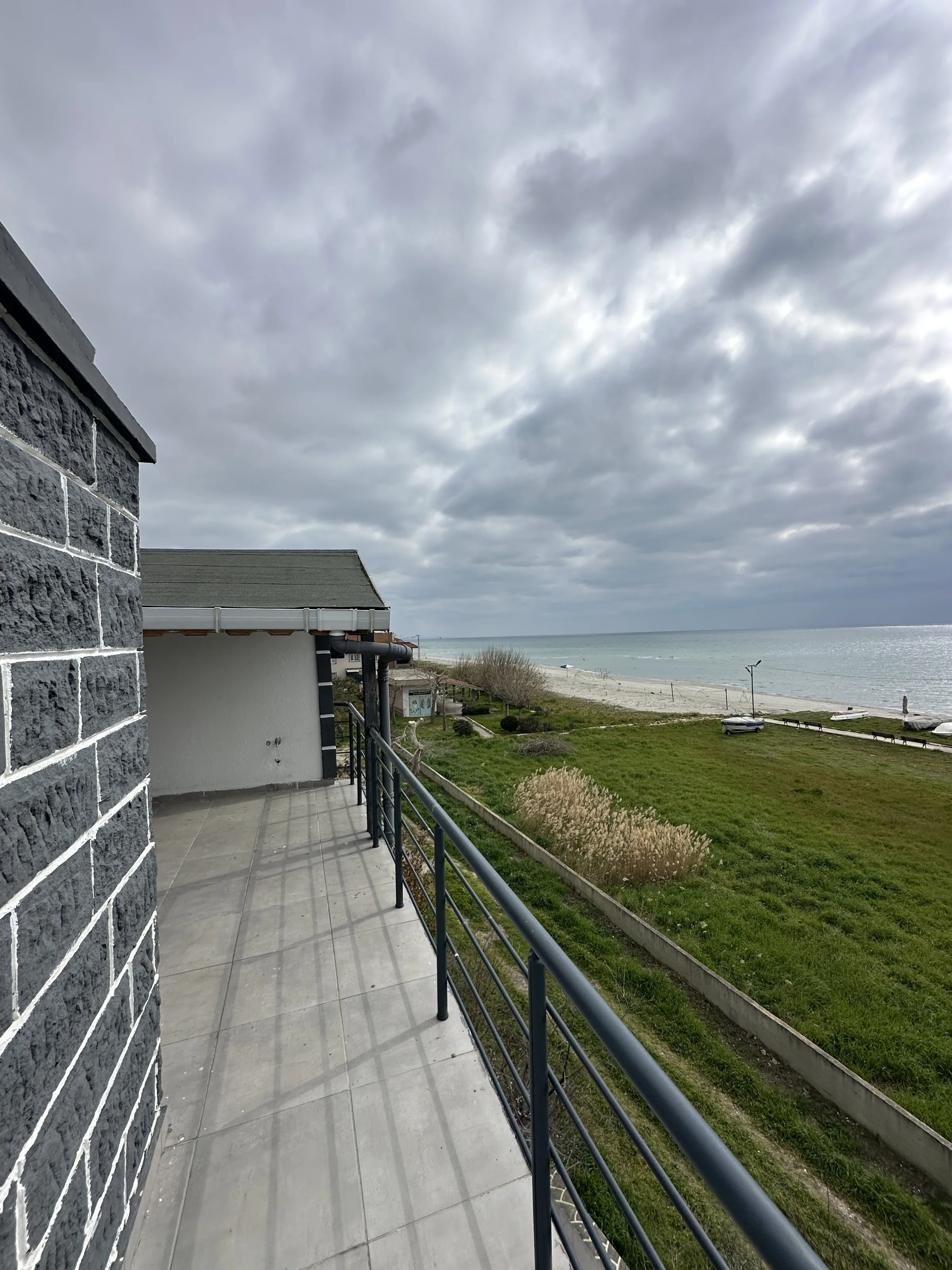 FOA'dan Silivride 4+1 Denize Sıfır Villa