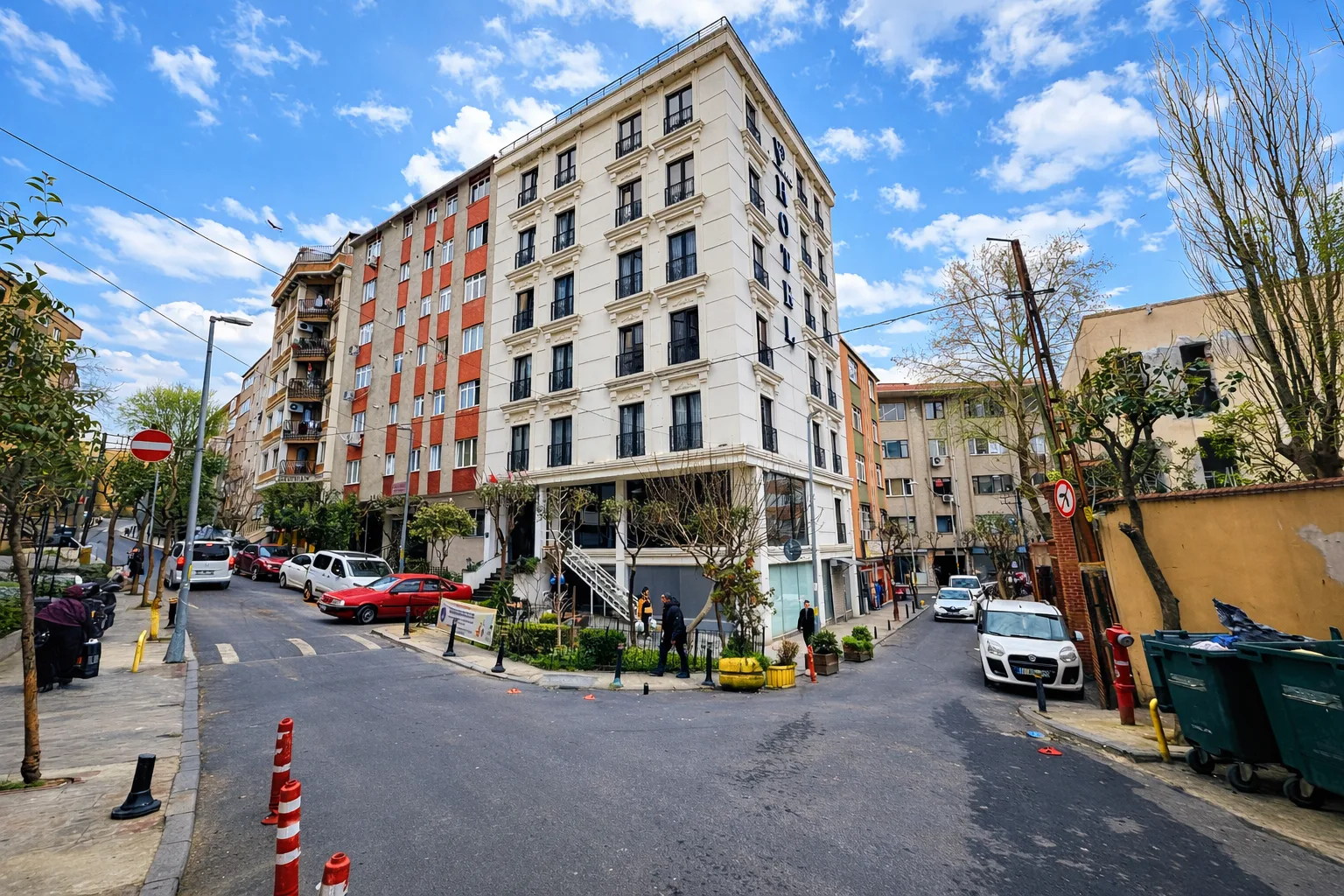 FOA'dan Şişli Meşrutiyet’te 240 m² Depolu Satılık Dükkan | Merkezi Konum